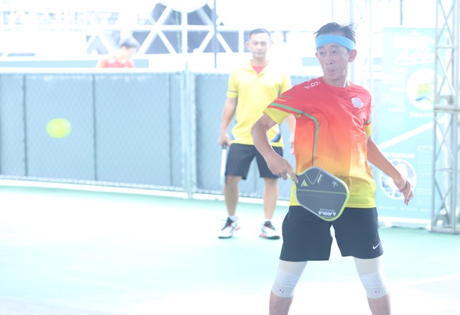  Bí thư Thành ủy TPHCM thi đấu pickleball chung tay ủng hộ đồng bào vùng bão lũ 