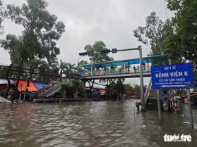 Mưa lũ, Bệnh viện K tăng thêm giường, miễn phí lưu trú cho bệnh nhân