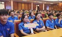  &apos;Vì ngày mai tươi sáng&apos; cho phạm nhân ở xứ Lạng 第20张