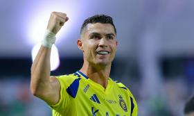 Ronaldo giúp Al Nassr tìm lại chiến thắng 