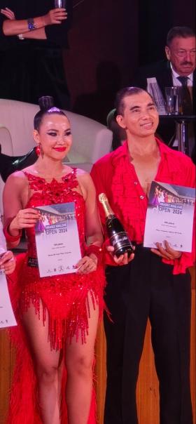 Cặp VĐV Việt Nam lọt Top 50 đôi dancesport thế giới lứa tuổi trung niên