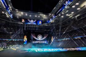 Biển người đổ ra đường ăn mừng cúp vô địch Champions League của Real Madrid  第14张