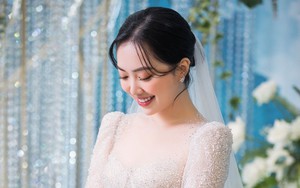 Ngắm nhan sắc nàng WAG cao 1m78, từ bỏ sự nghiệp người mẫu vì tiền vệ Việt kiều  第17张