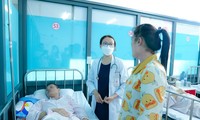  Nghi vấn nhóm người đánh thuốc mê nhân viên thu ngân của bệnh viện, lấy sạch tiền 第2张