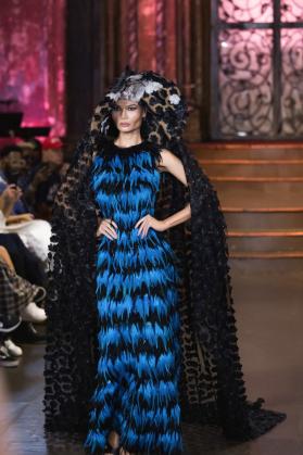 Tuyết Lê trình diễn thời trang tại New York Couture Fashion Week