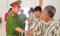  An Giang khen thưởng lực lượng phá nhanh vụ án giết lái xe ôm gần biên giới 