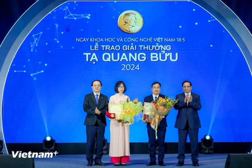  Giải thưởng Tạ Quang Bửu 2024 vinh danh 2 nhà khoa học có nghiên cứu xuất sắc 