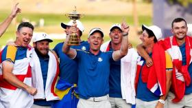  Ryder Cup 2025 tiếp tục gây sốc khi thu phí &apos;cắt cổ&apos; với các tình nguyện viên 