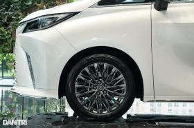 Giá 8,71 tỷ đồng, &quot;chuyên cơ mặt đất&quot; Lexus LM 500h 4 chỗ có gì đặc biệt?